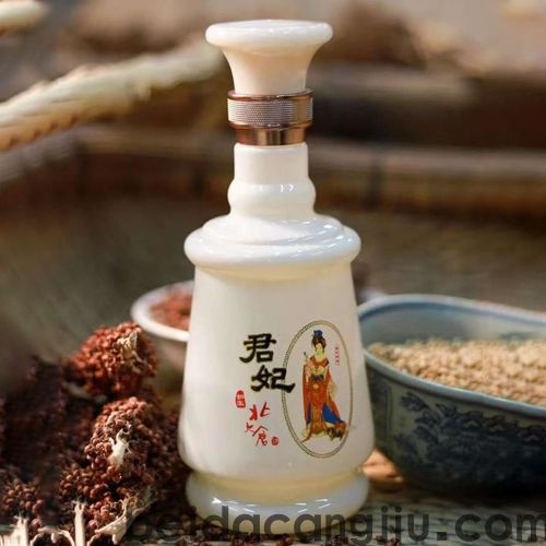 北大仓君妃如玉震撼上市 一律北国香醇 吸引万众目光