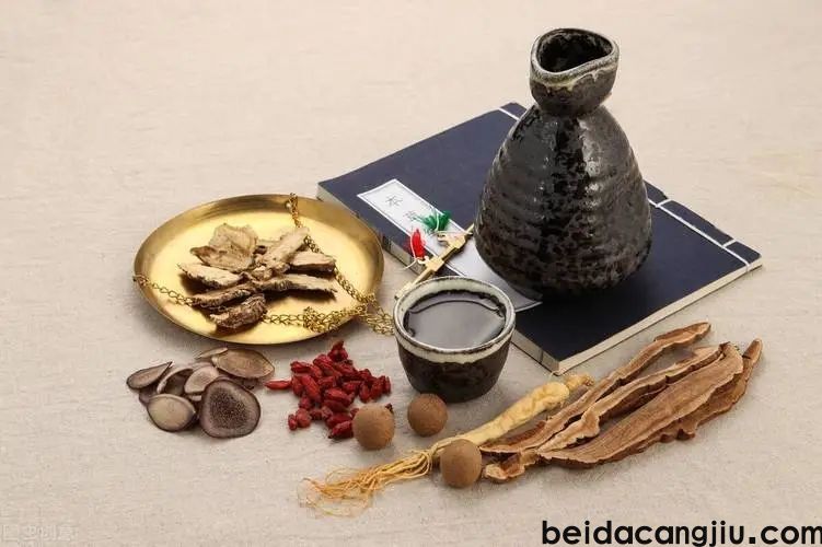 补肾的药酒怎么泡？都放什么药材？药酒补肾配方大全